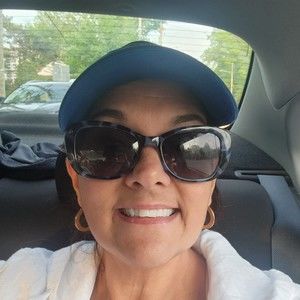 Meet your Posher, Denise